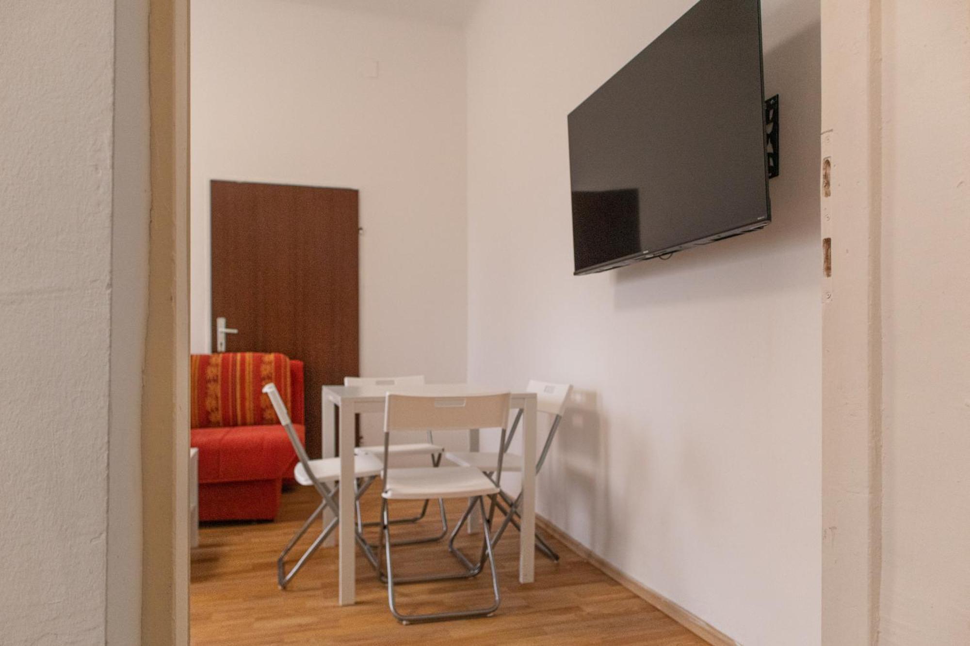 Homelike 2Br Apt. @Millenium Tower/Danube River Wien Eksteriør billede